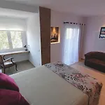 Lägenhet 2 Bedroom With Terrace