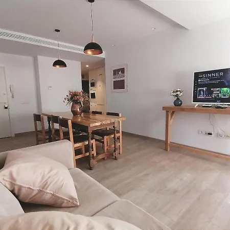 Apartament 2 Bedroom With Terrace