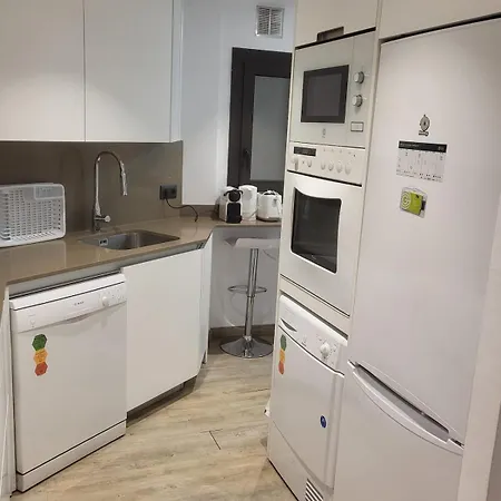 شقة 2 Bedroom With Terrace *
